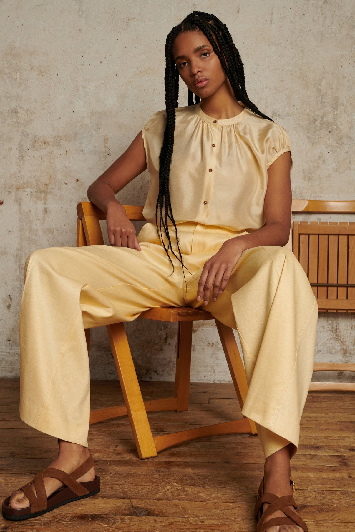 PANTALÓN PEGASE vue 5